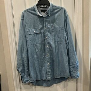 Tommy Hilfiger size large men’s denim button down